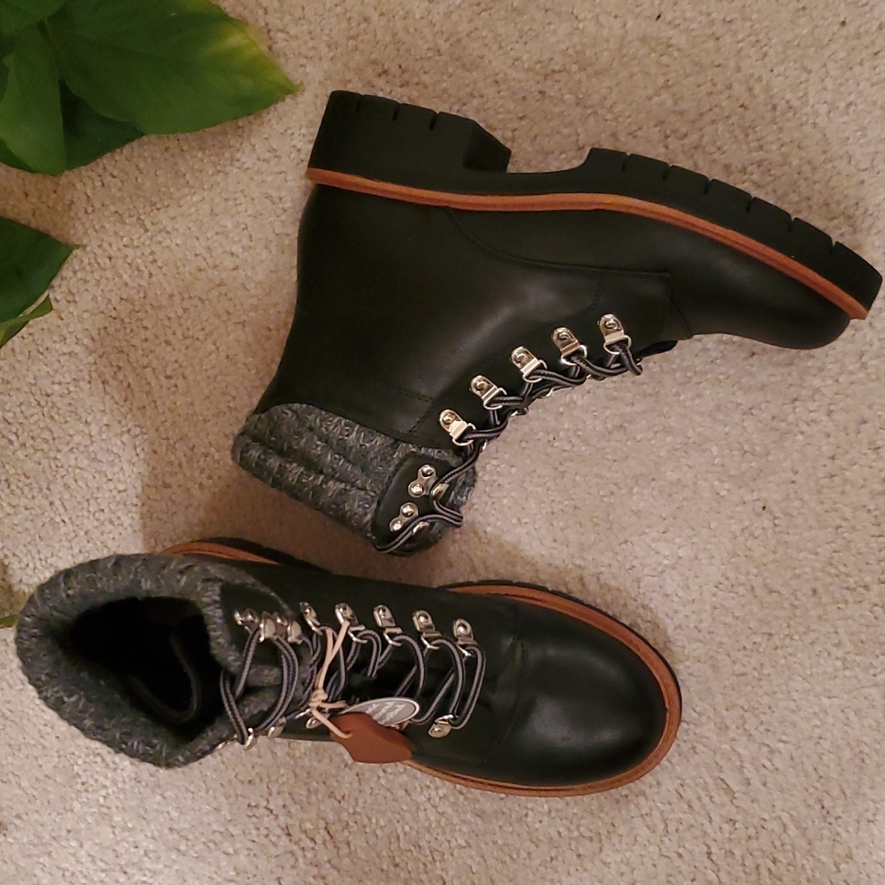Mia Hiking Boots